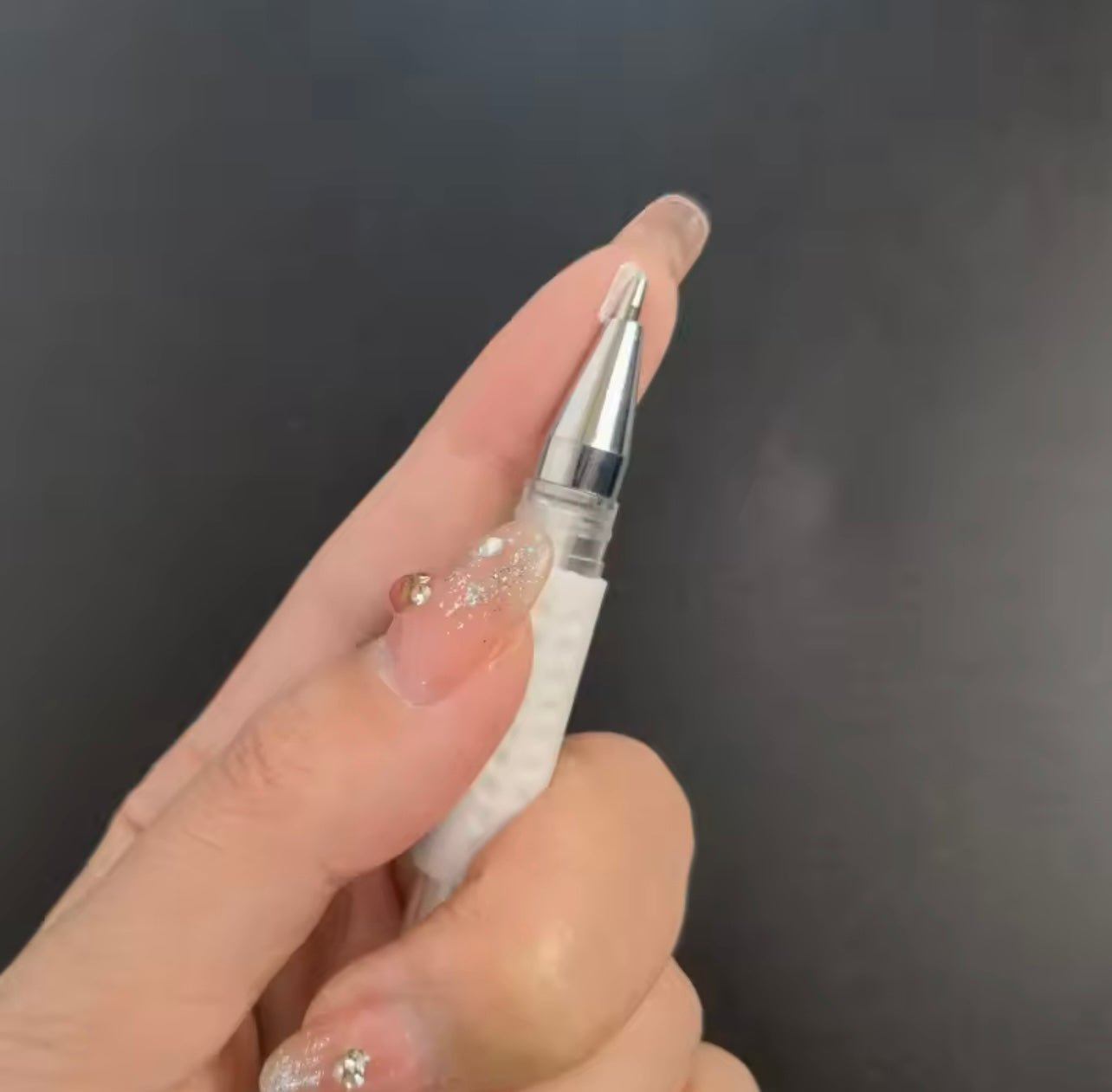 ROTULADOR EN GEL BLANCO Y ROSADO PARA CEJAS