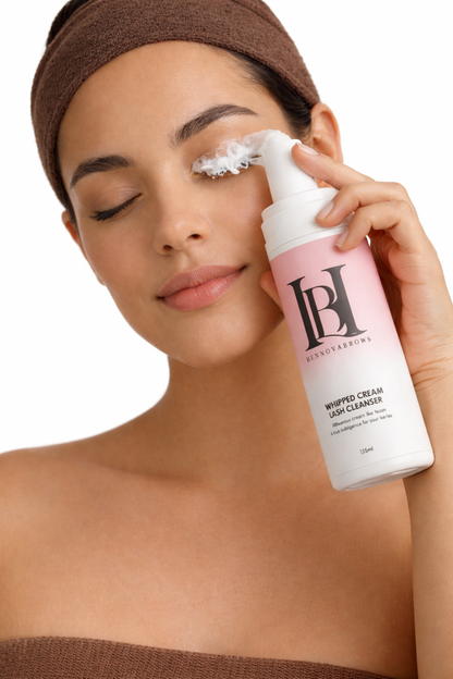 WHIPPE CREAM LASH CLEANSER 135ML PROFESSIONAL FORMULA/HENNOVABROWS