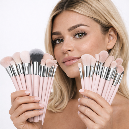 OH DARLING 24-PIECE PROFESSIONAL MAKEUP BRUSH SET